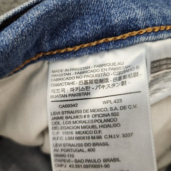 Women's Blue Jean Denim Shorts Size 30 Mid Rise Flat Front Whiskered 5" Inseam - Picture 4 of 13